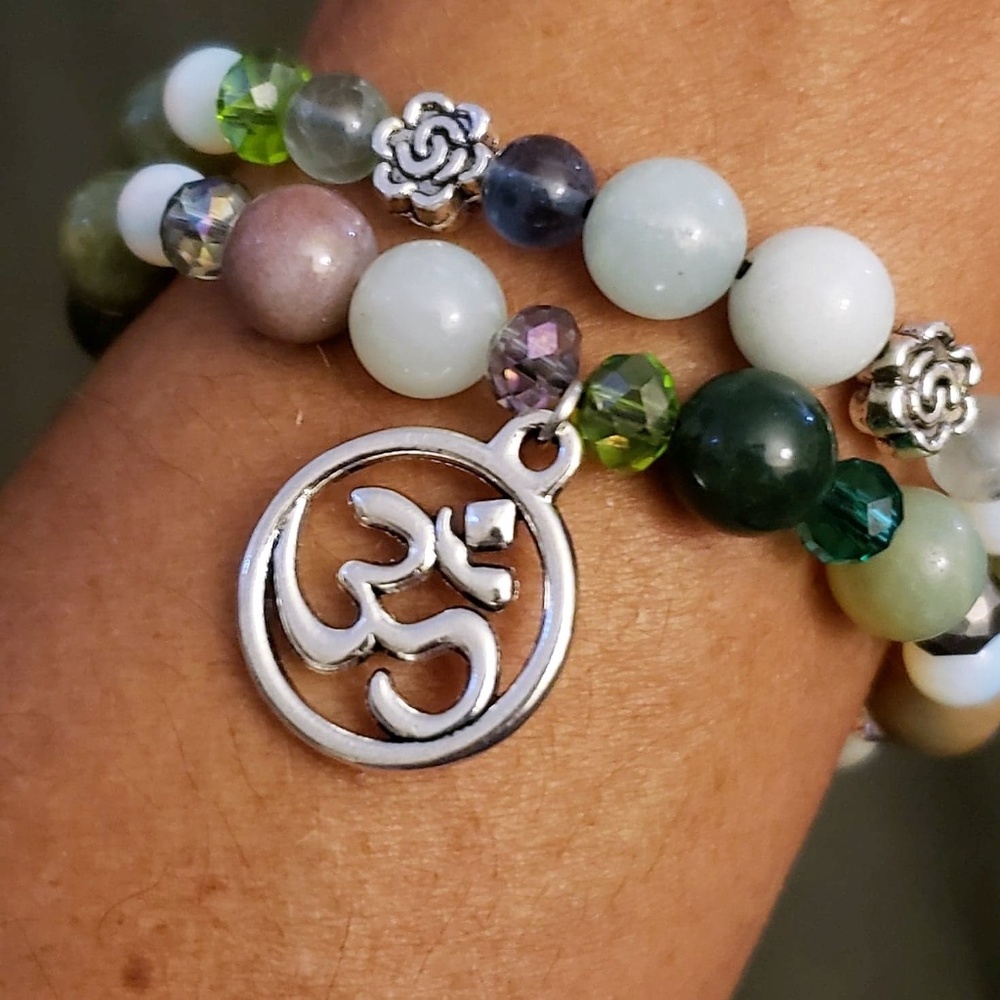 Amazonite/Agate/Opal Om Yoga Stretch Bracelet